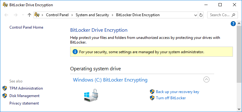 BitLocker 管理介面显示电脑的 C 分区正在被加密。